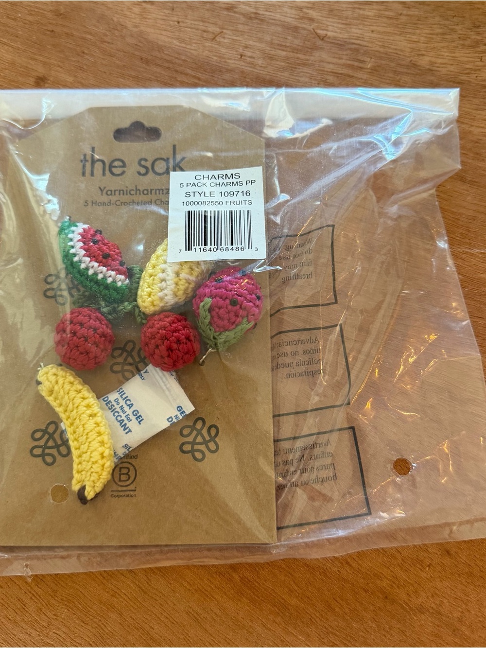NWT NEW The Sak Yarnicharmz 5-Pack Charms Crochet Fruits Set